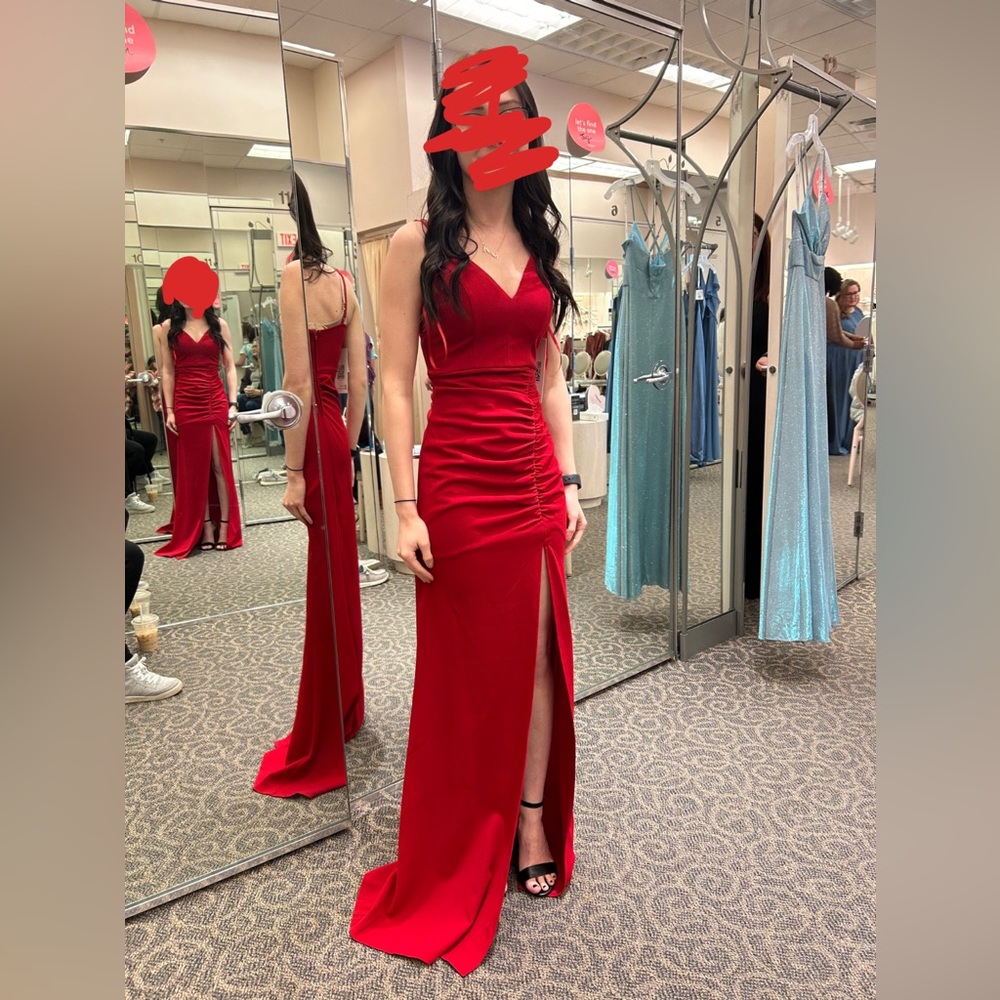 Red prom dress